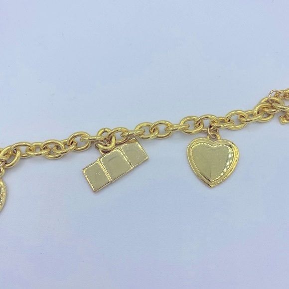 Signed Estée Lauder Gold Tone Charm Bracelet With Five Charms NWOT Size 7” - Picture 5 of 11